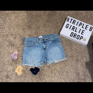 Light Wash Jean Shorts with Embroidered Hearts